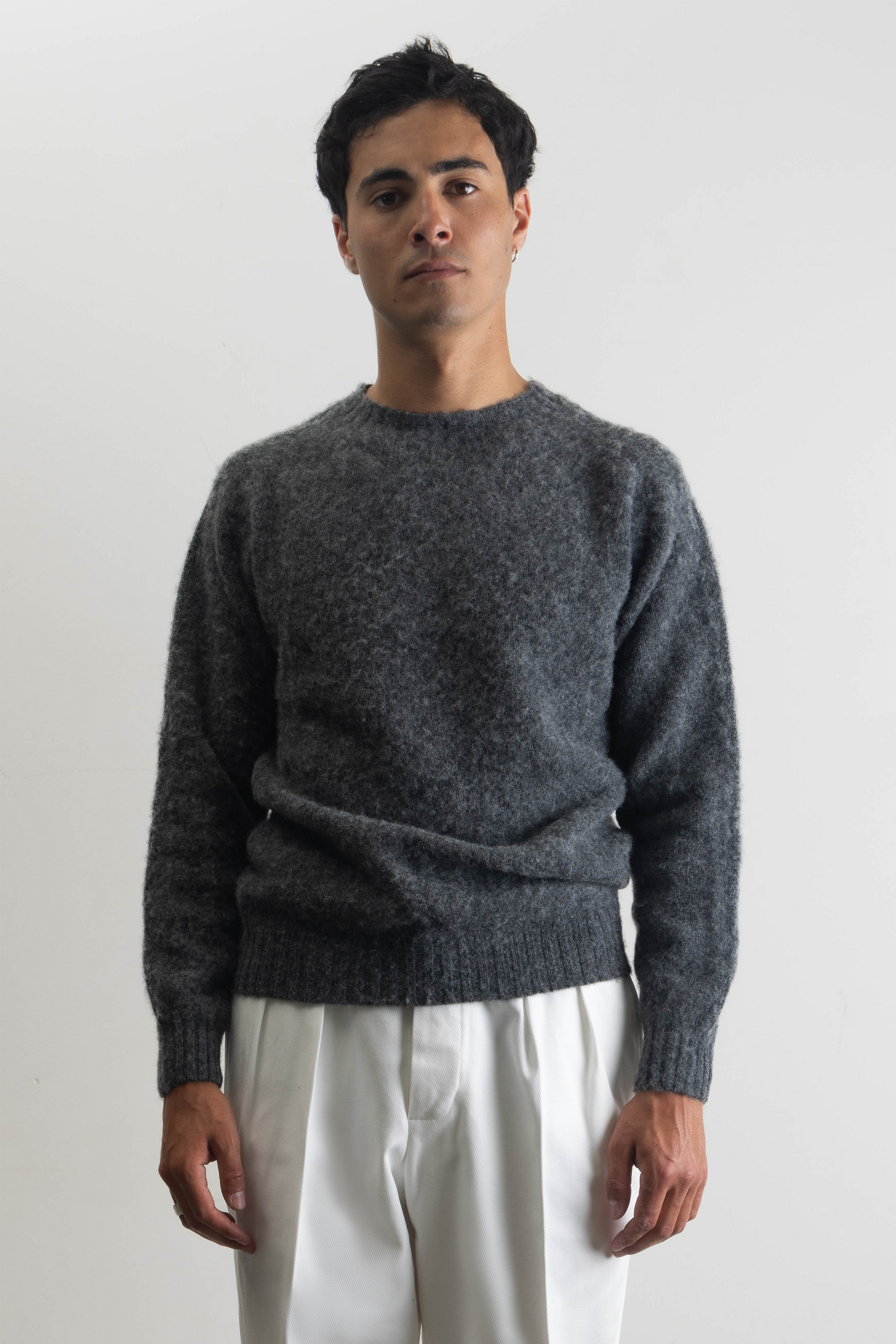 Pull Shaggy Dog en laine gris foncé