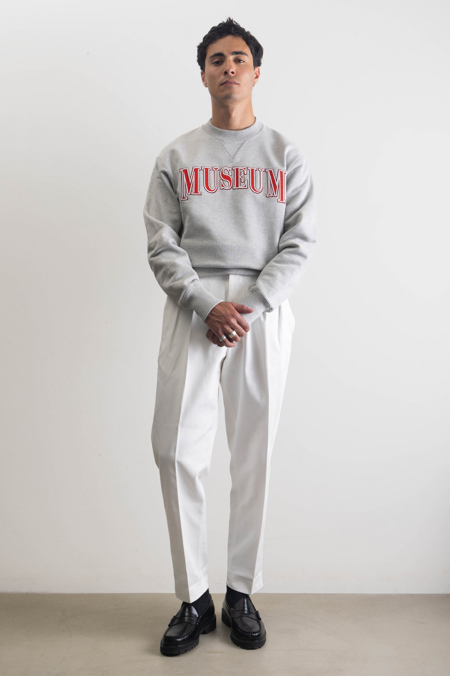 University heavyweight heather gray sweatshirt