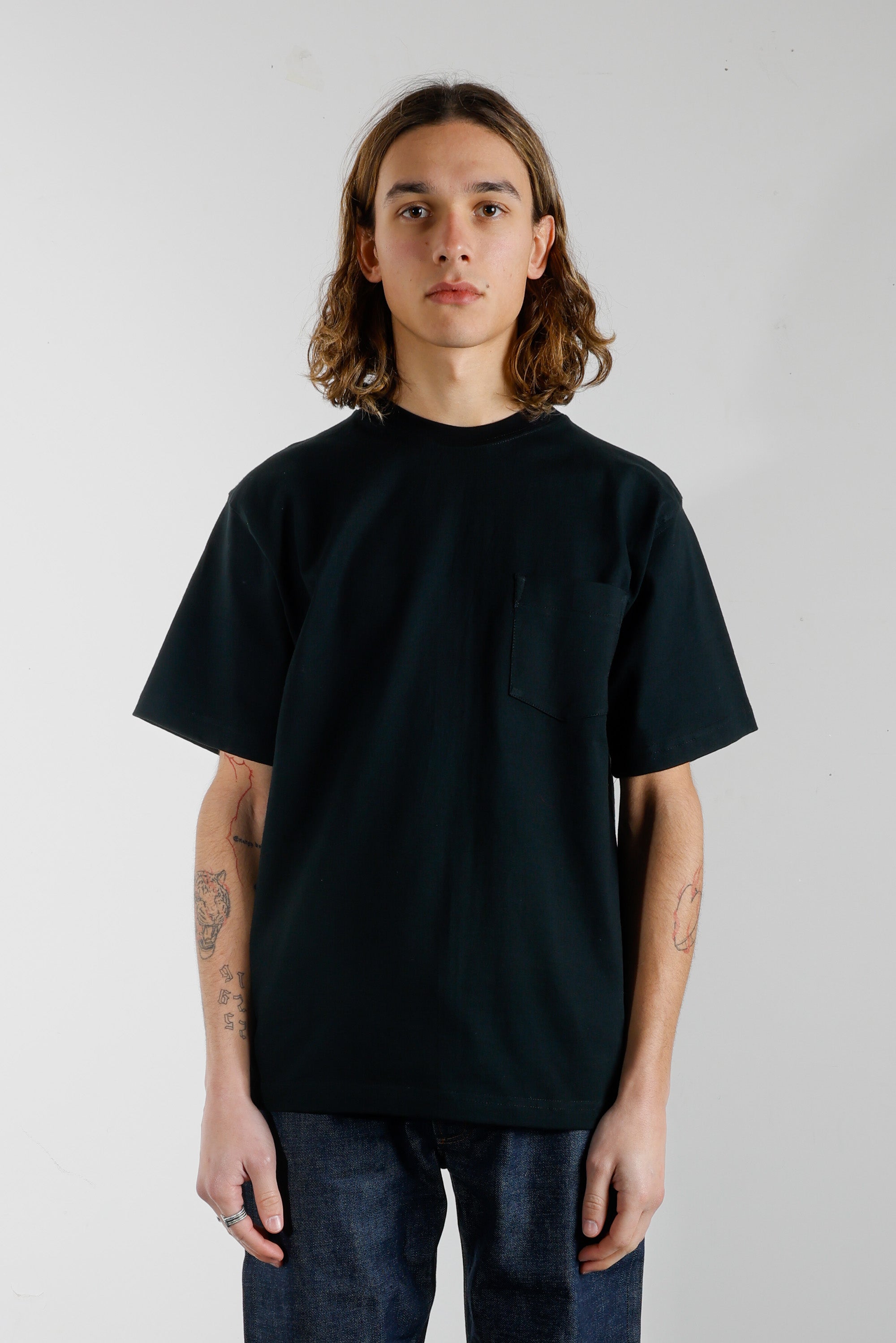 Max-weight T-shirt Black with Pocket