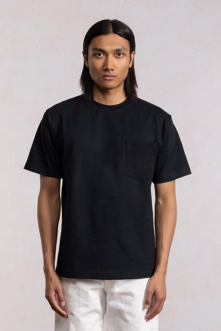 Max-weight Pocket T-shirt - Black